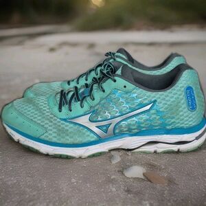 Mizuno Wave Inspire 11 Athletic Running Shoes Women’s Size 11.5